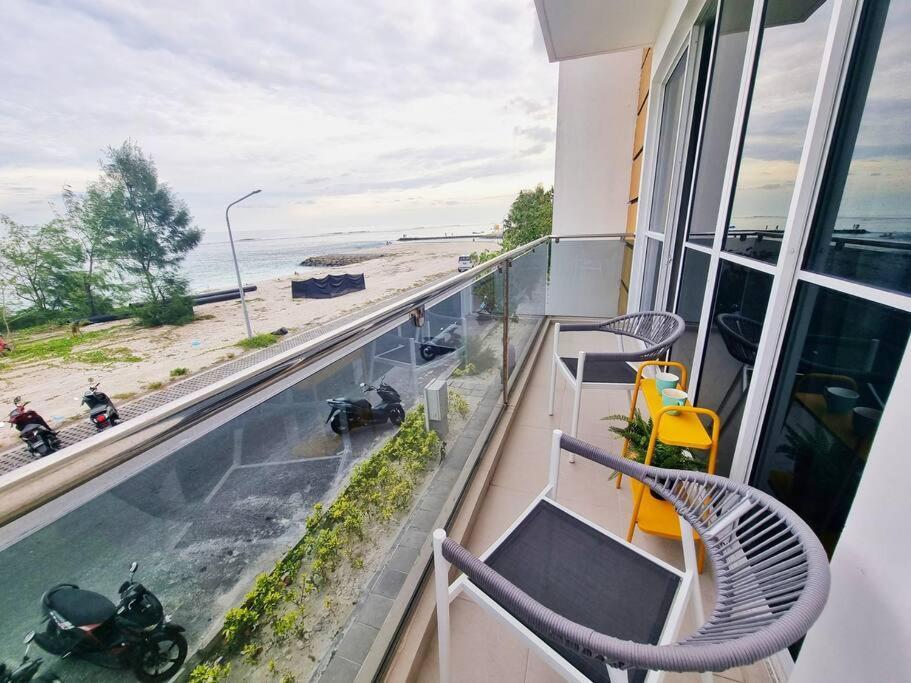 Astria Homes- Your Seaside Home هولهومالي المظهر الخارجي الصورة